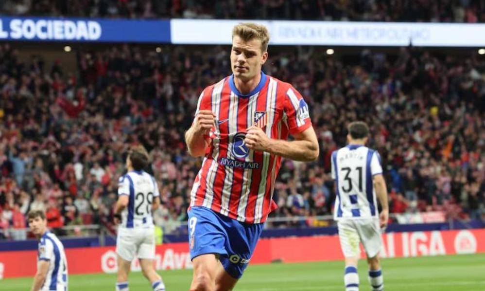 包含汉堡球员获得主教练力挺，全队集结冲刺胜利的词条