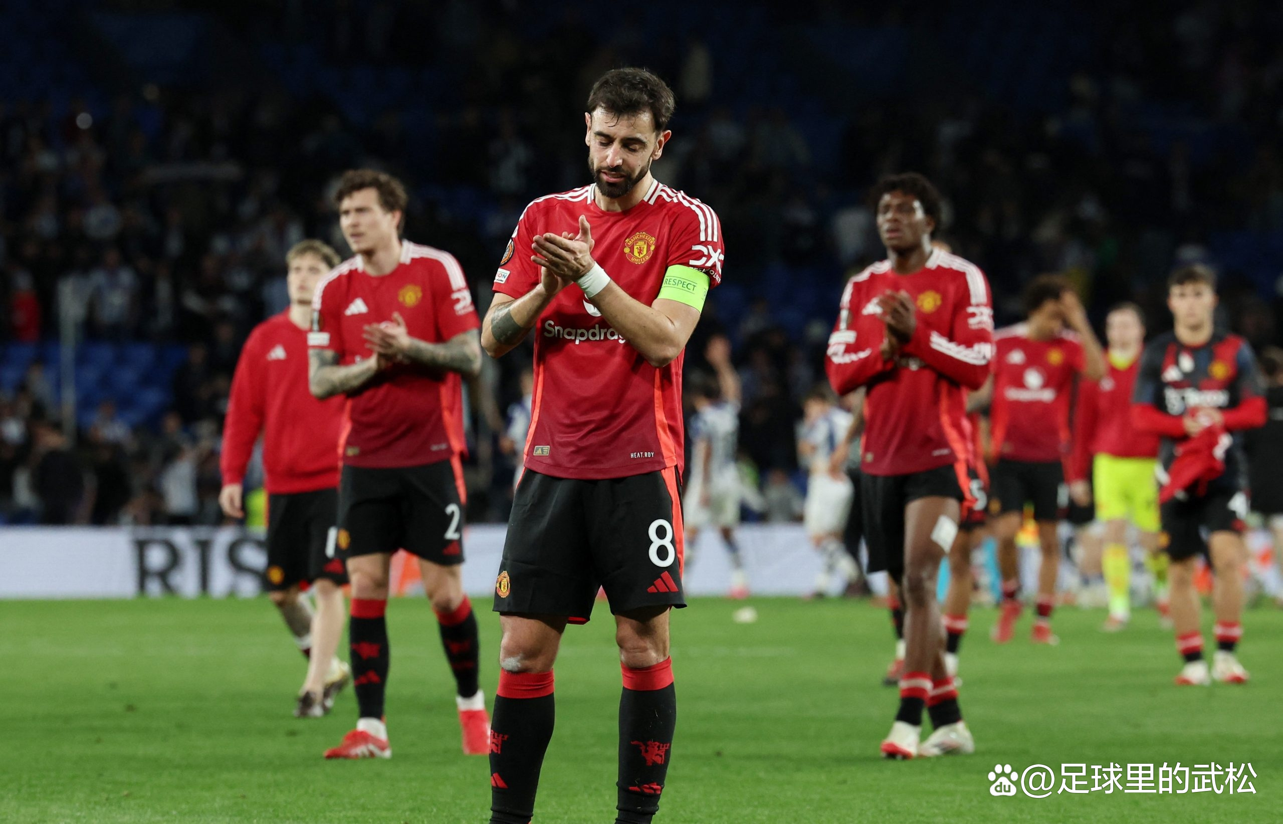 包含欧国联决赛成为焦点球迷们热情高涨的词条