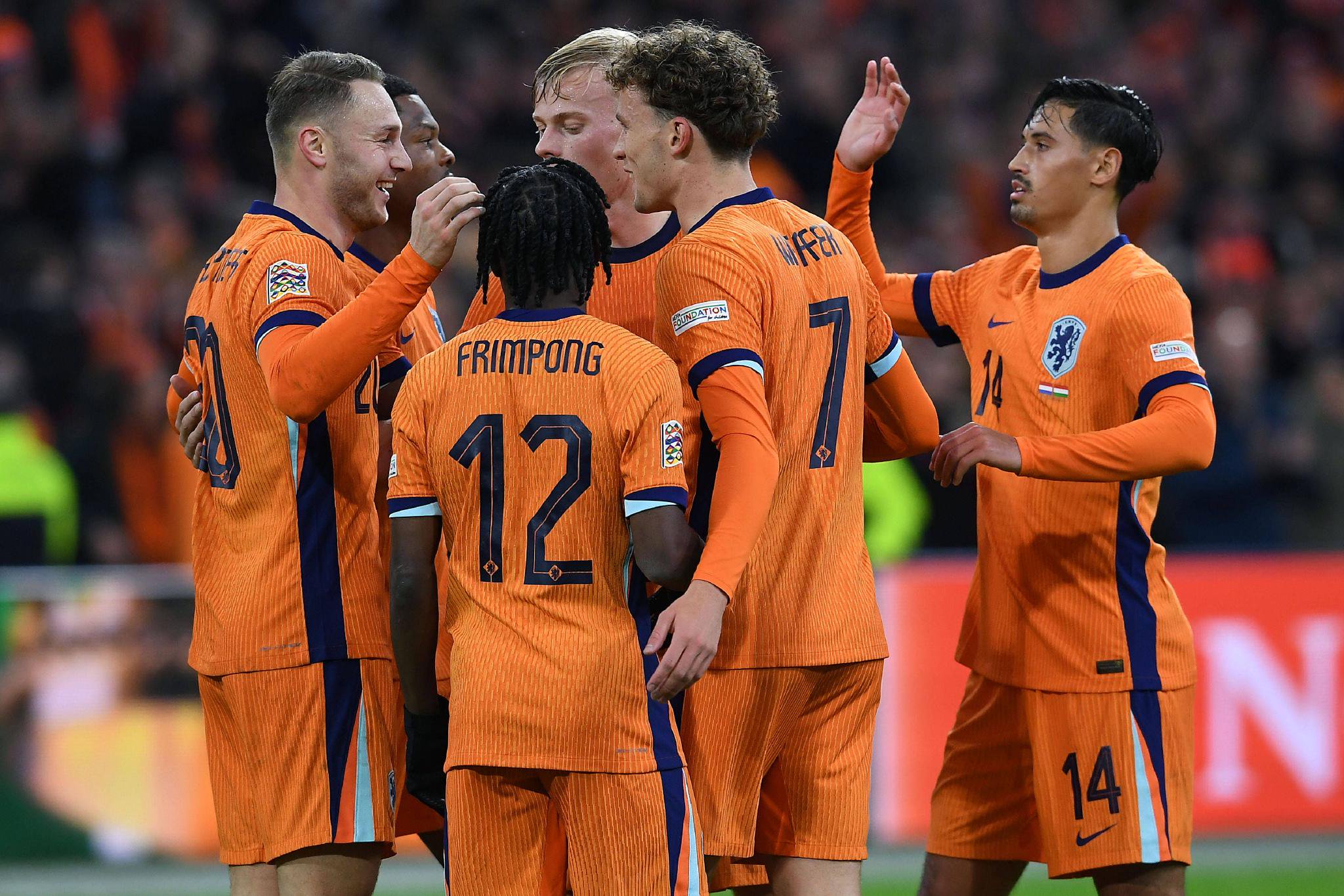 荷兰队伍实力十足，轻松战胜波兰 荷兰队伍实力十足,轻松战胜波兰队 