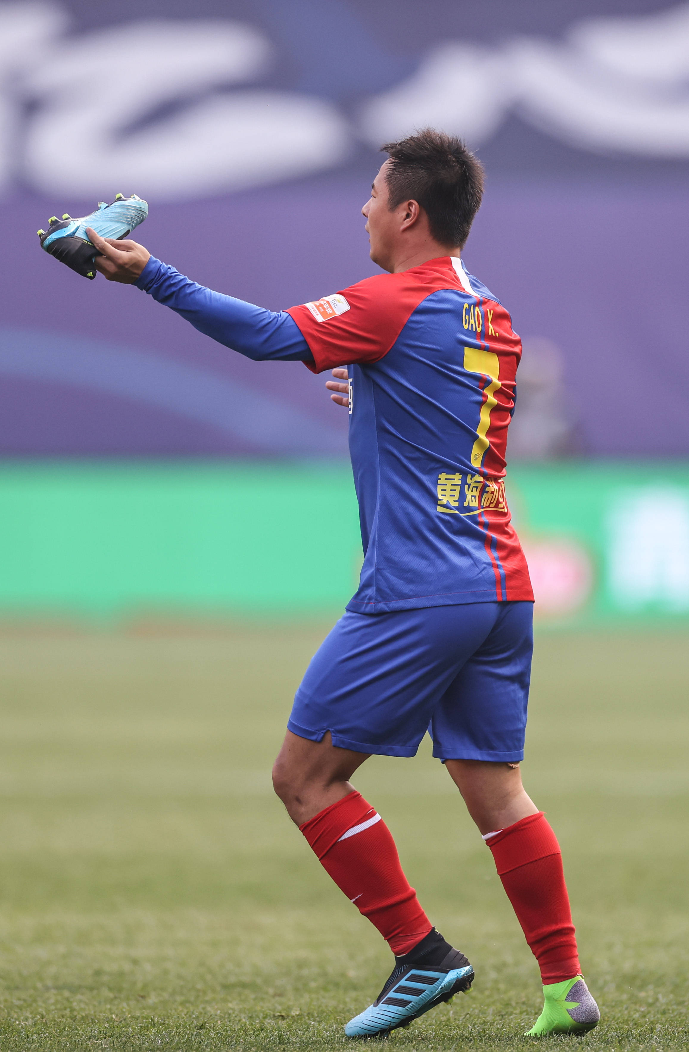 江苏舜天客场不敌广州富力，球员需加强训练 