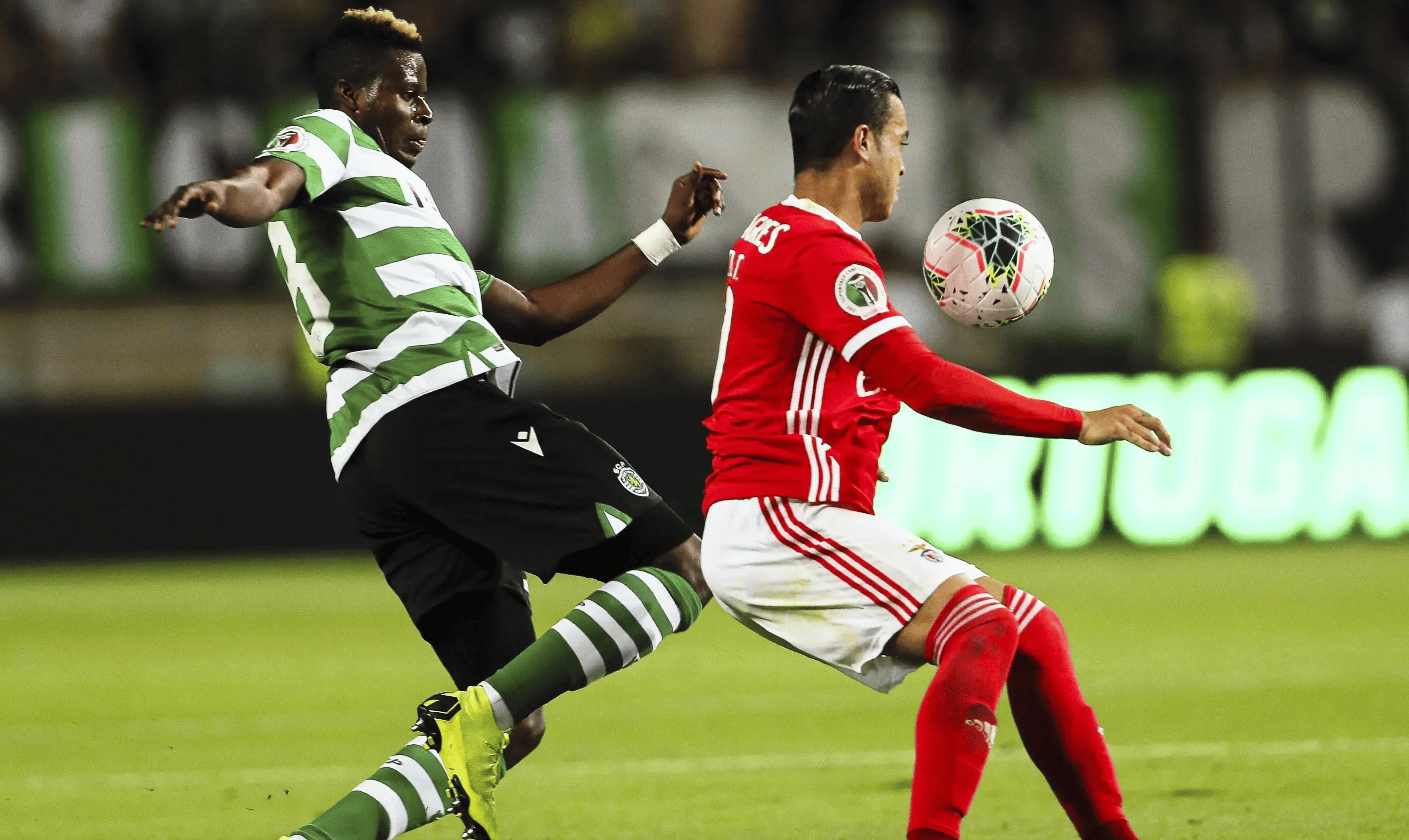 葡萄牙豪门本菲卡队内争夺欧冠资格 