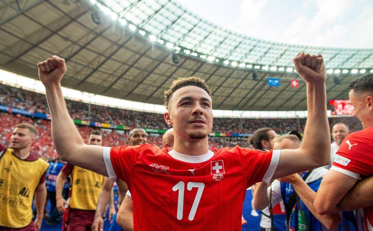 包含欧国联主力球员点亮赛场，士气高涨冲刺冠军的词条