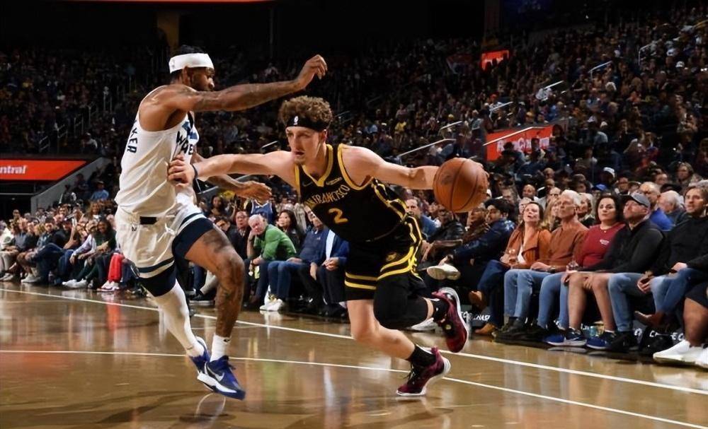 包含天勇士再次获胜，展现出强大实力的词条