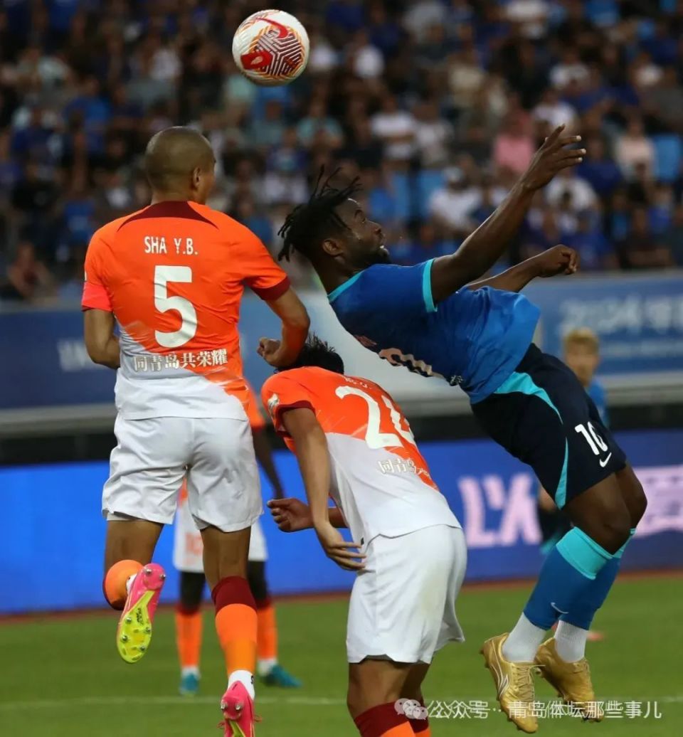 包含澳大利亚队力克对手,赢得国际足球赛冠军的词条 包含澳大利亚队力克对手,赢得国际足球赛冠军的词条