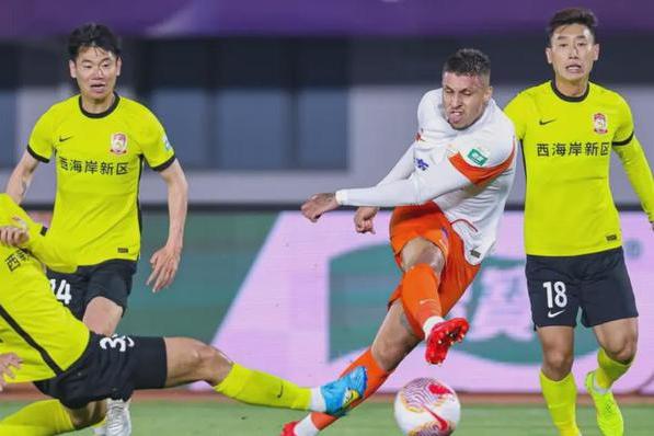 关于不伦瑞克中场获得最佳球员奖，成为球队骄傲的信息