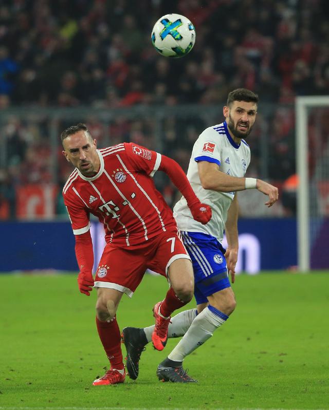 沙尔克遭遇客战挑战，寻求突破之法 