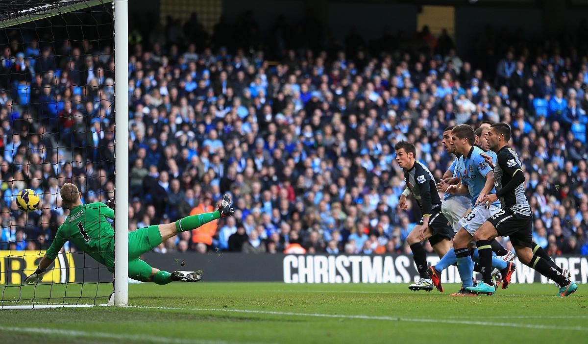 国米主场对阵佛罗伦萨，争夺意甲榜首位置 