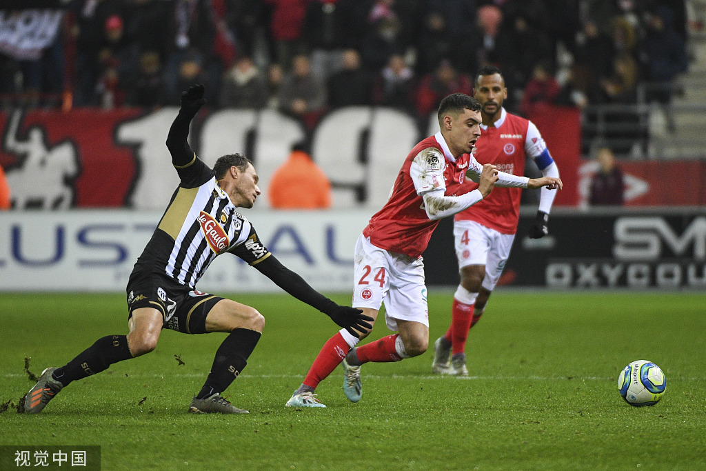 尼姆主场告捷，实现保级关键胜利的简单介绍