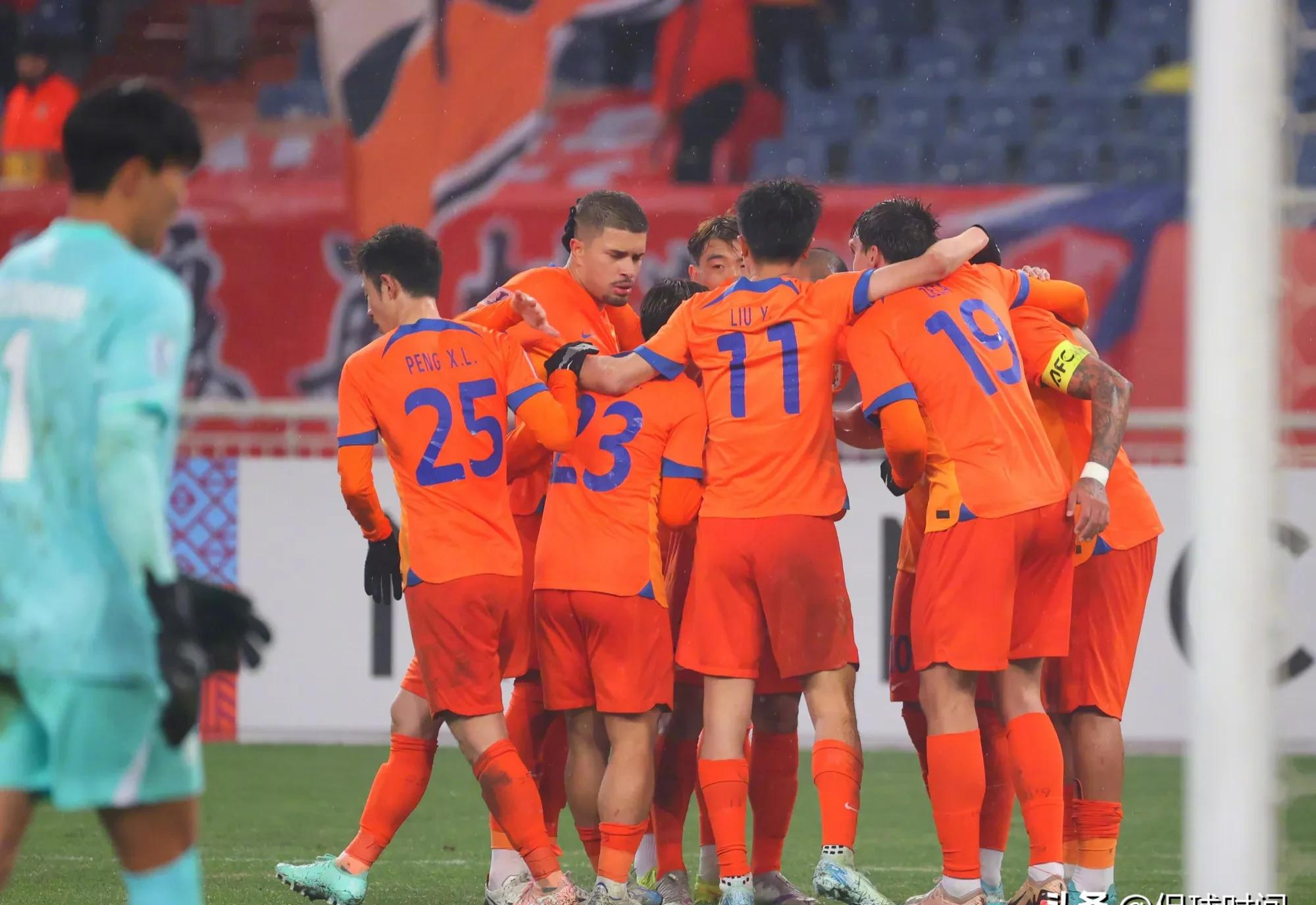 关于激烈较量！中超比赛引发球迷热议的信息