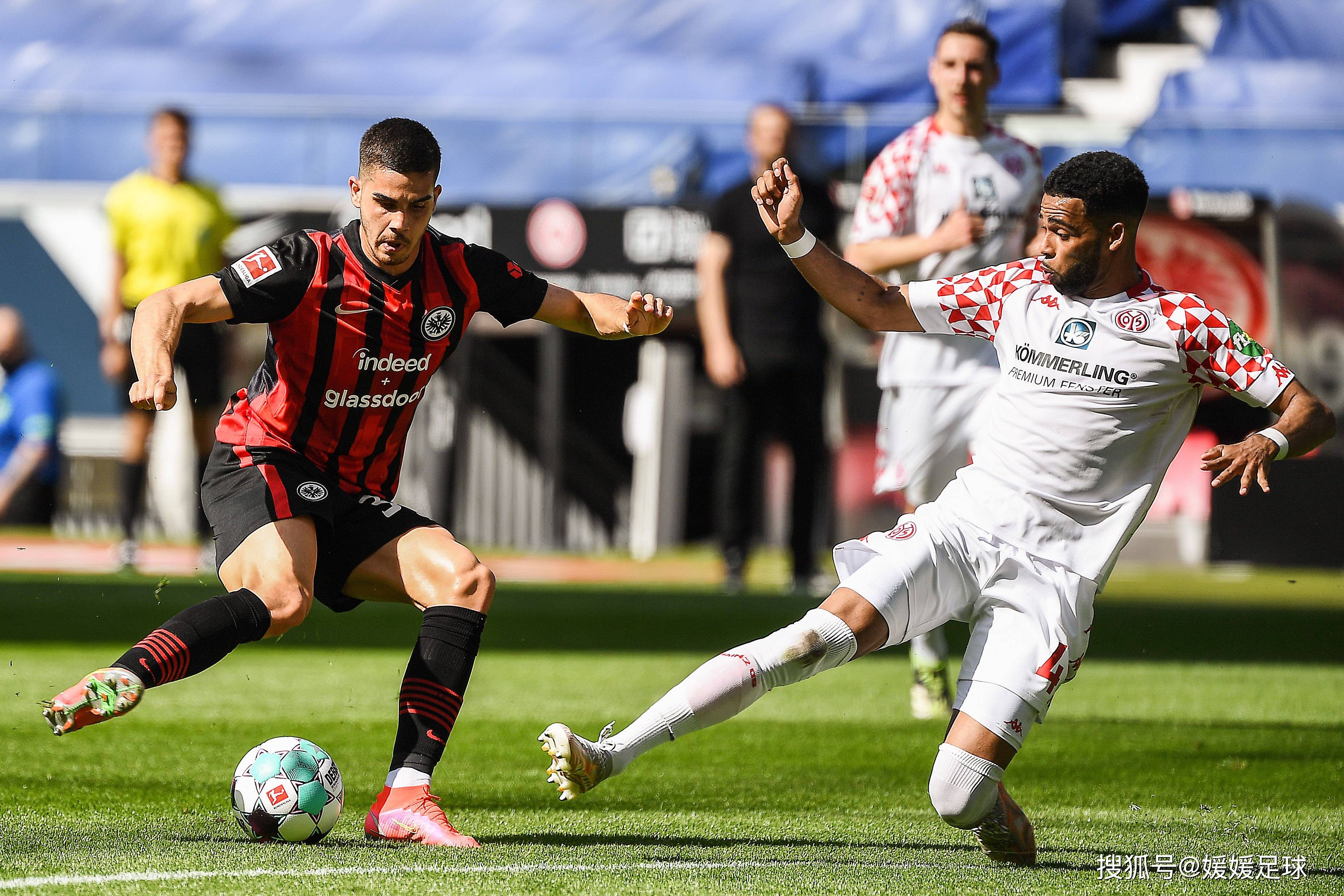 莱比锡与门兴格拉德巴赫据点争夺平局的简单介绍 莱比锡与门兴格拉德巴赫据点争夺平局的简单介绍