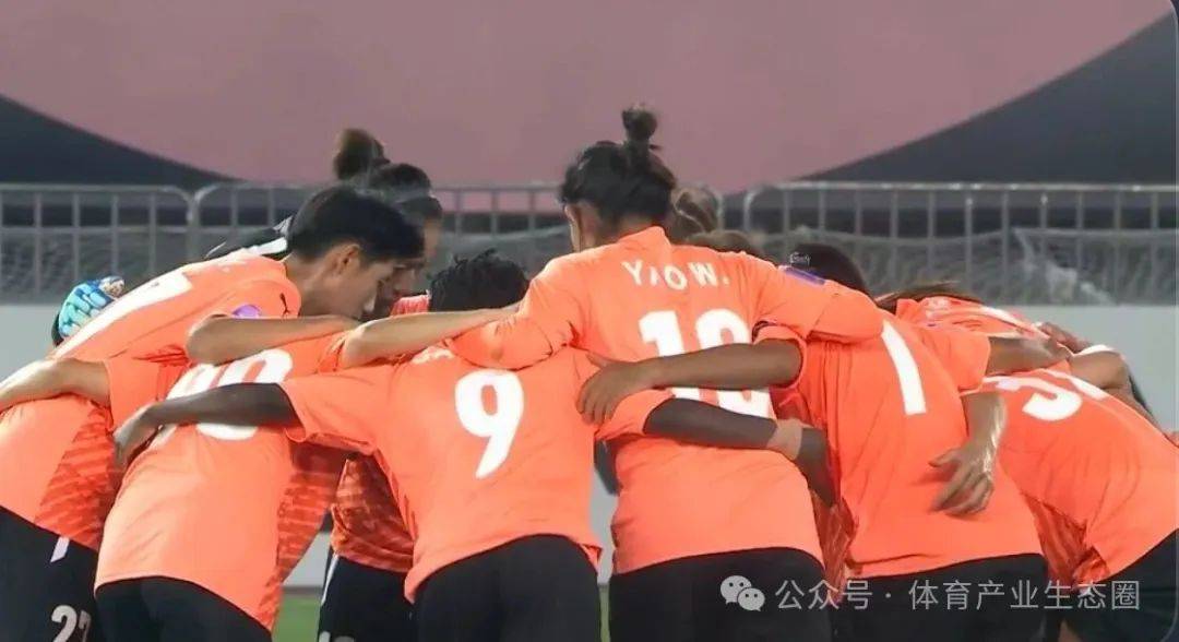 因为中国女足夺冠，球迷热情高涨 