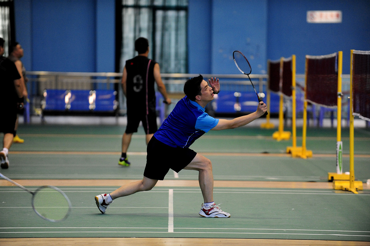 包含马来西亚队员在比赛中展现出色表现，赢得决胜球的词条