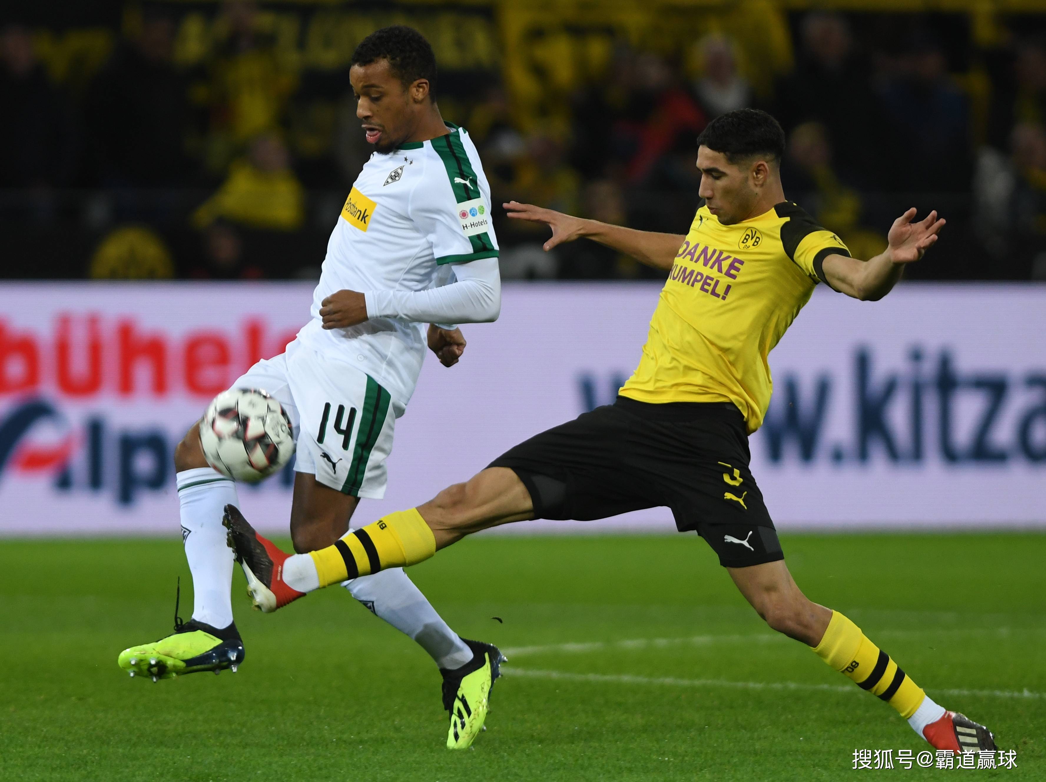 竞争激烈，门兴格拉德巴赫勇夺胜利 